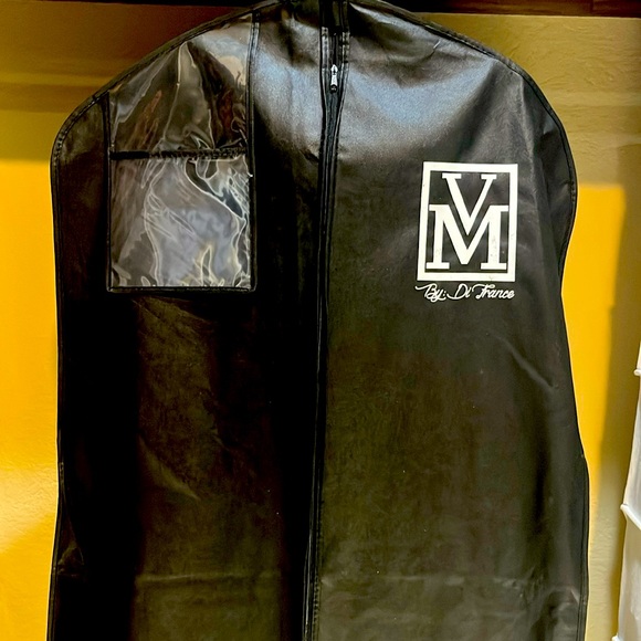 Designer Gown / Dress - Picture 4 of 7